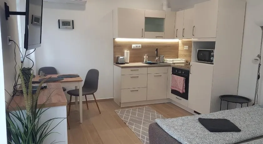 BL Beach Apartman - Image 1