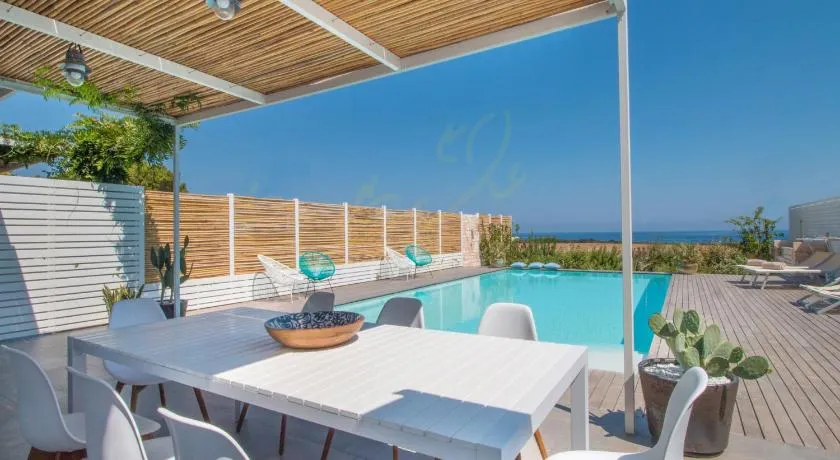 TD Villa Levante Modern Luxury Villa w Sea View - Image 1