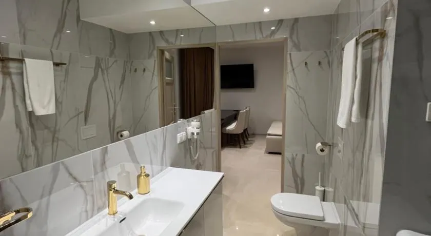 Villa la Val, Apartamenty Wałbrzych - Image 1