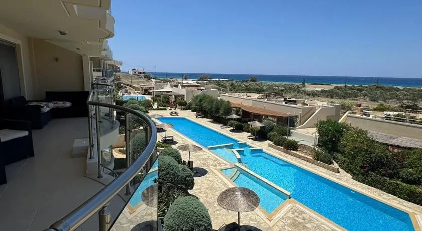 Luxury Lagada Loft Sea Views - Image 1