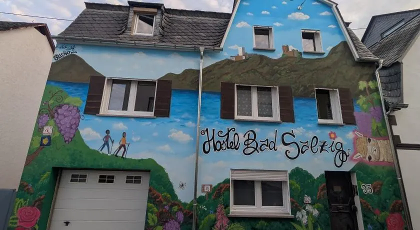 Hostel Bad Salzig - Image 1