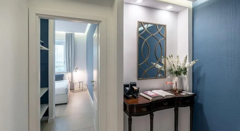 PETIT B&B - in centro a due passi dalla stazione e dai traghetti - Image 1