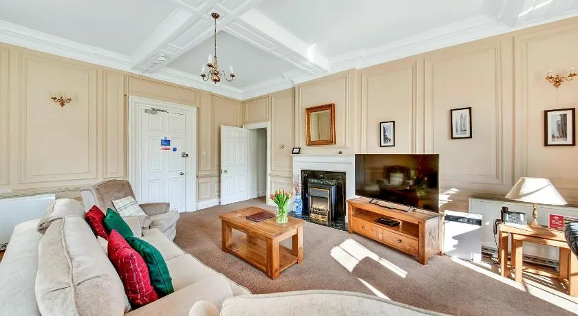 Finest Retreats - Roulston Hall Apt - Image 1