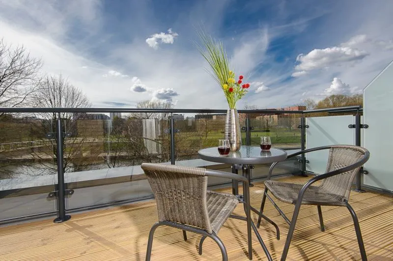 Riverside Villas - Image 1