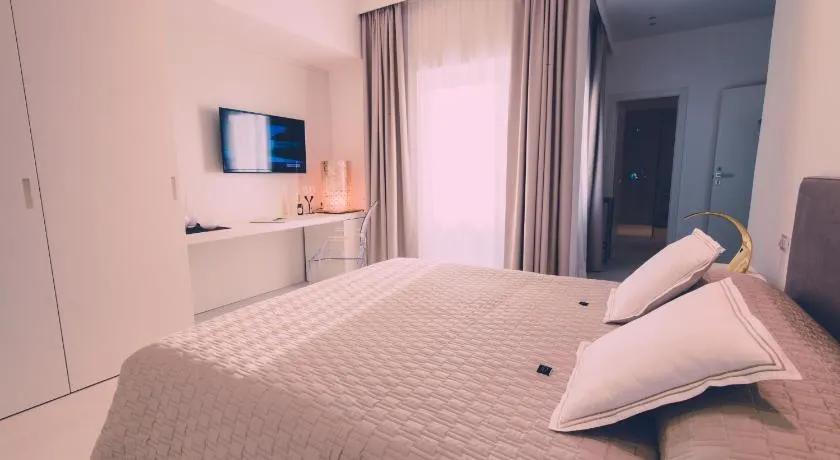 Siracusa Luxury Apartment - Image 1