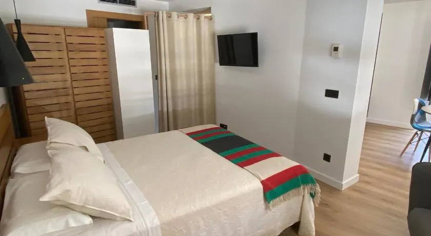 Apartamentos Plaza Mayor Zamora - Image 1