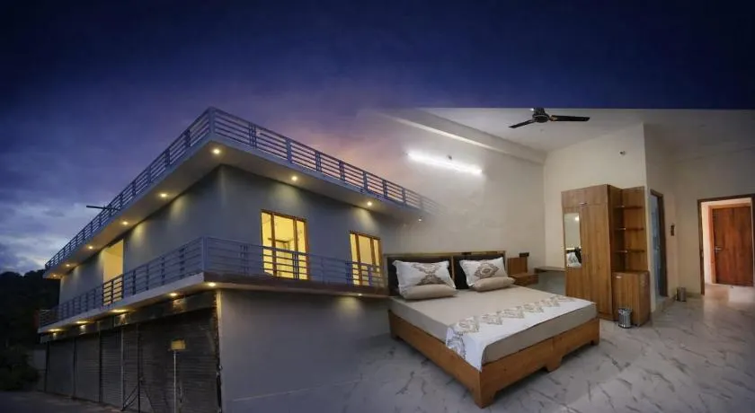 Da Sampurn Hotel - Image 1