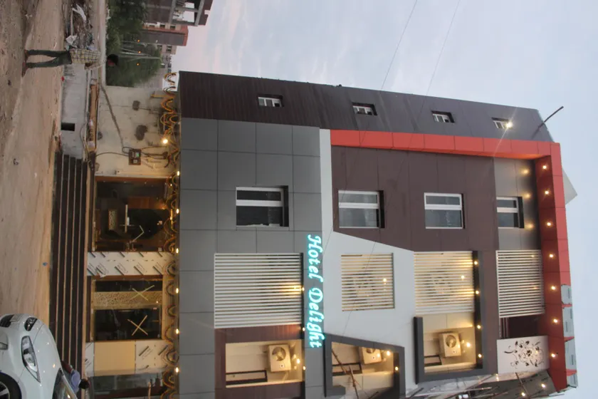 Hotel Delight - Image 1