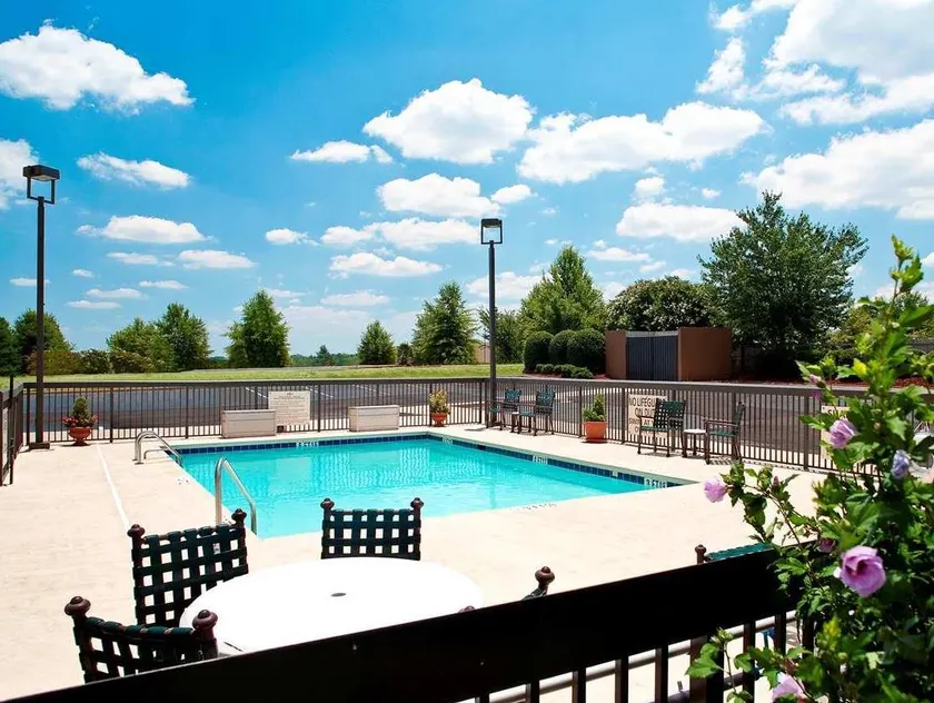Hampton Inn Greenville/Simpsonville - Image 1