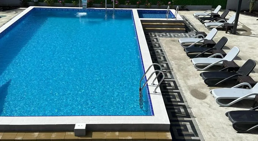 Hotel Lion - Image 1