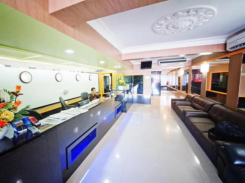 Hotel Bintang Indah - Image 1