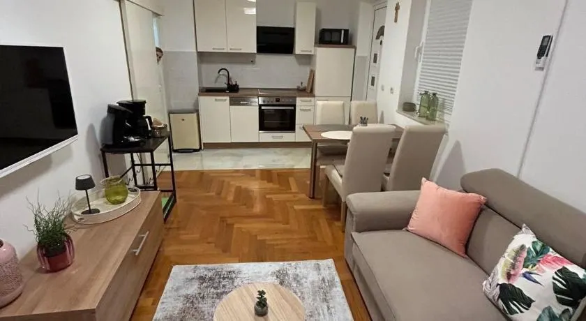 Apartmani Adele - Image 1