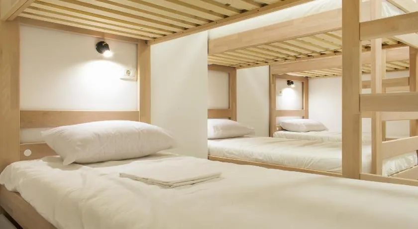 Gravitas Hostel - Image 1