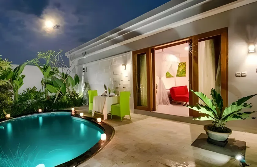 HONEYMOON PRIVATE POOL VILLA NEAR SEMINYAK - Image 1