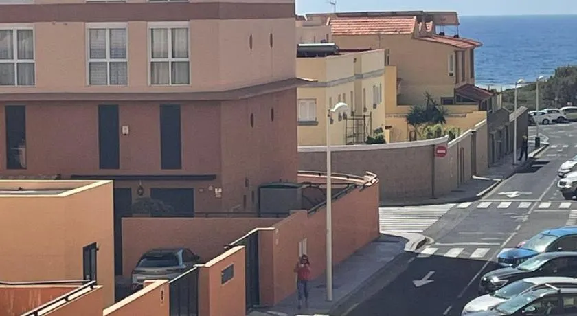 Apartamento en El Médano, Tenerife - Image 1
