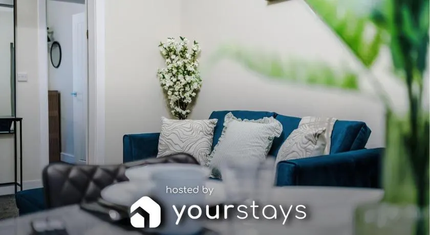 Westminster Apartments by YourStays - Image 1