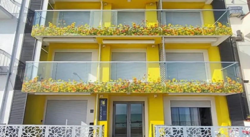 Yellow Dream B&B - Image 1