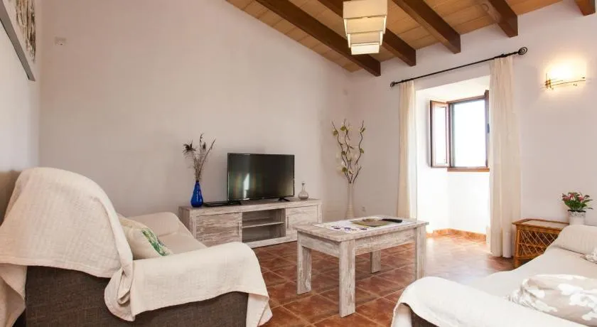 Villa Paula. Reformerede Traditionelle House of Mallorca - Image 1
