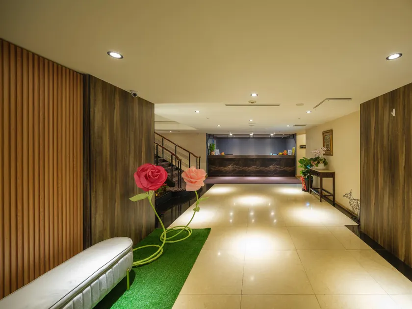 Rich & Free Hotel - Fuzhong 富逸旅趣-板橋府中館 - Image 1