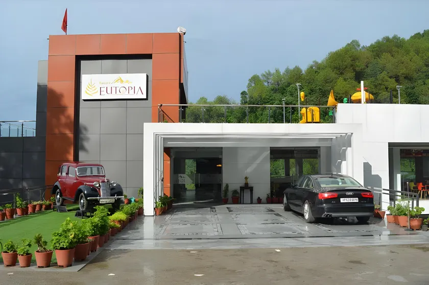 Resort Eutopia Waknaghat - Image 1