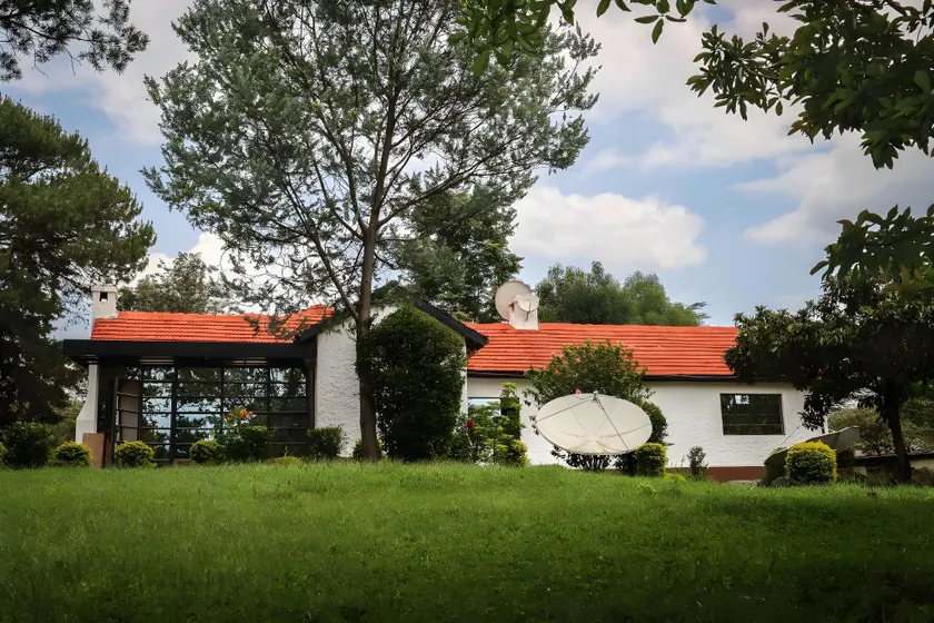 Eldopalm Guesthouse - Image 1
