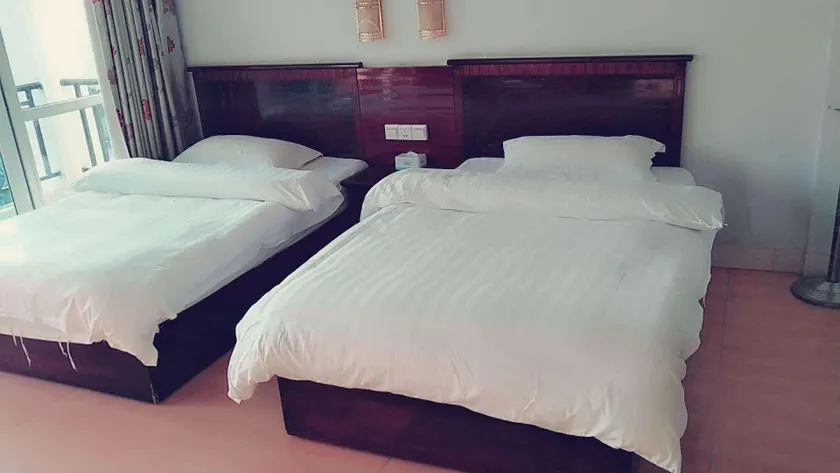 Mengshan Hotel - Image 1