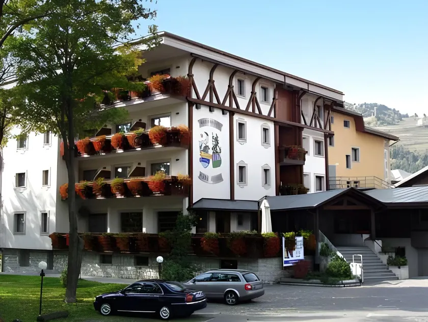 Miramonti Park Hotel - Image 1