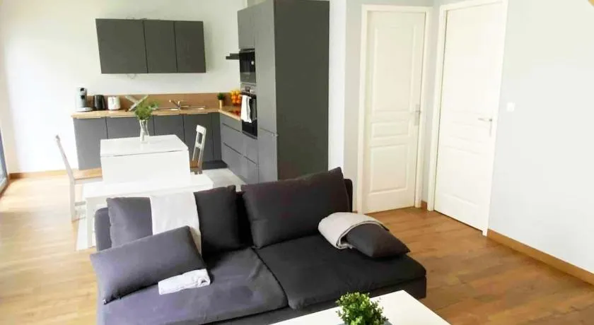 Maison duplex en plein centre d'Orléans - Image 1