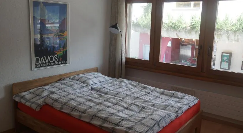 Lovely 1-bedroom apartment in the heart of Davos - Image 1