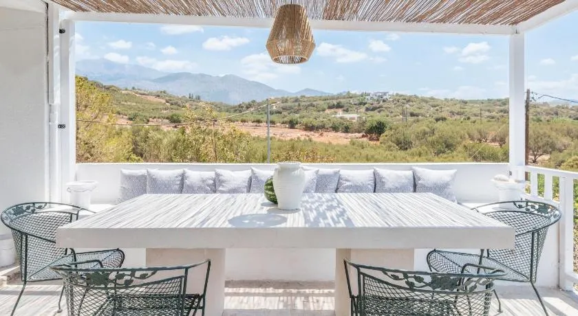 Selena Seaview Villa - Image 1