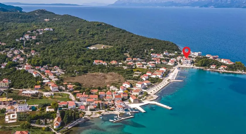 Lovely Apartment In Sreser With Wifi - Image 1