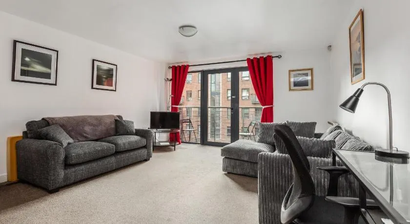 Liverpool City Centre Apartments - East Village - Image 1