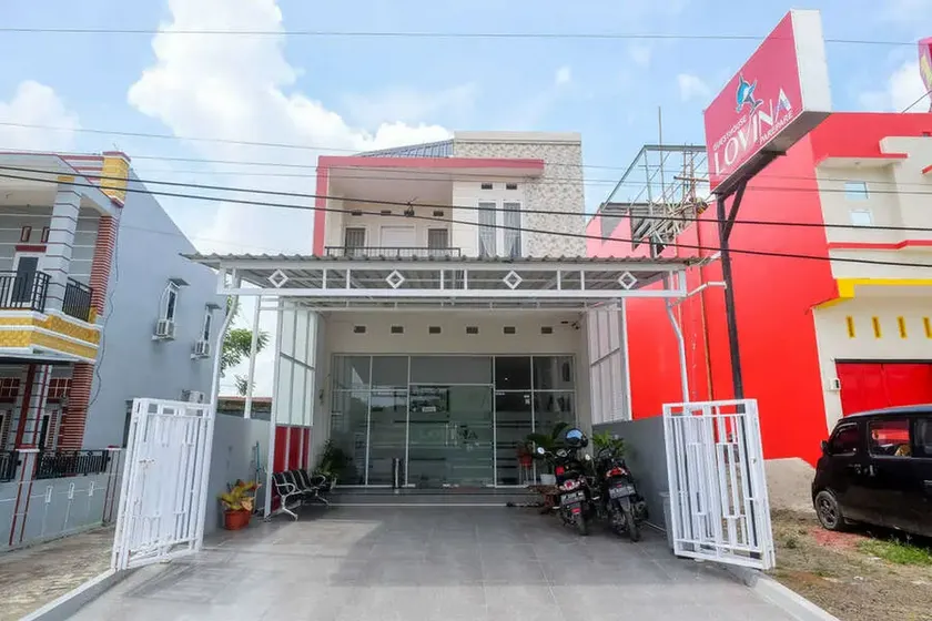 RedDoorz Plus @ Lovina Inn Tonrangeng River Side - Image 1