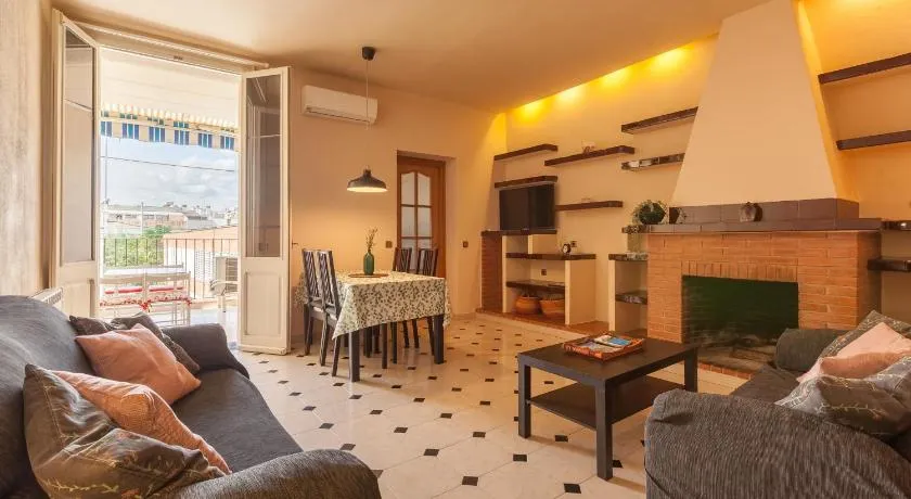 Apartamento de férias \"Sant Pere\" com terraço privado, varanda e Wi-Fi - Image 1