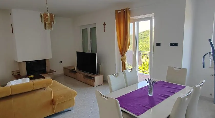 Vila Luka - Image 1
