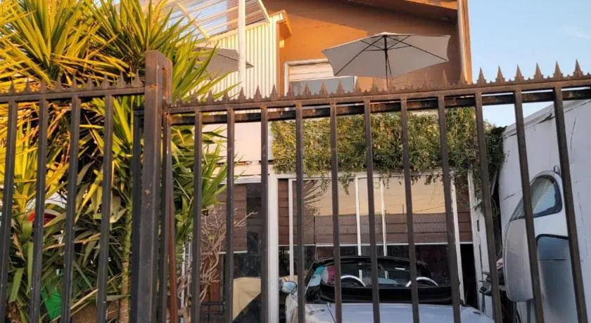 Hostal Pura Vida - Image 1
