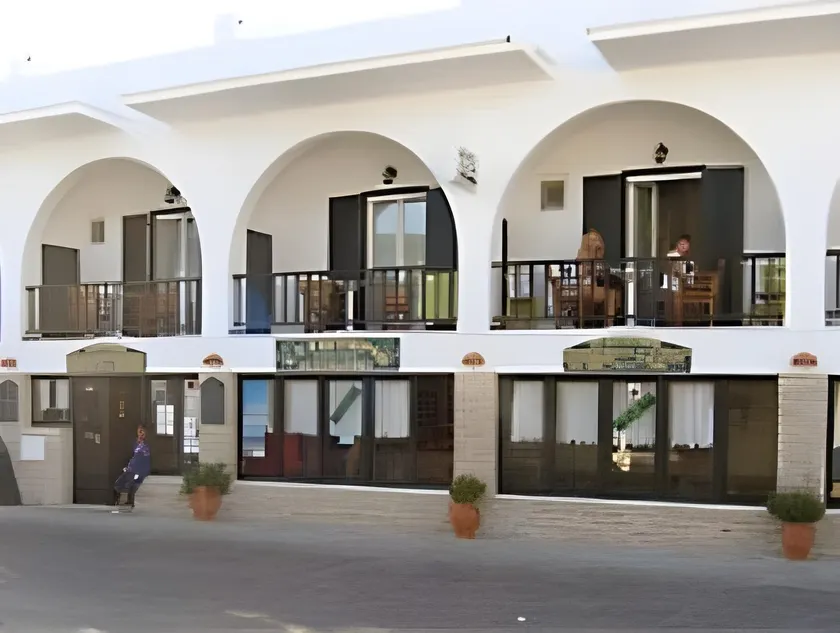 Hotel Ivi - Image 1