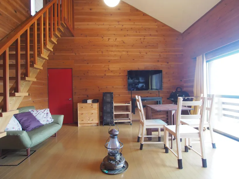 ATAMI COTTAGE 6 PEOPLE WITH FREE PARKING! - Image 1