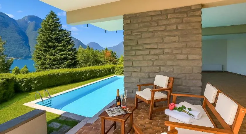 Villa Marilyn - Image 1