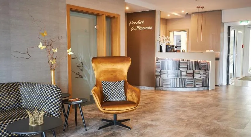 Flair Hotel Stadt Höxter - Image 1
