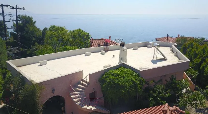 Villa Ioanneta - Close to sea, private parking, pet-friendly - Image 1
