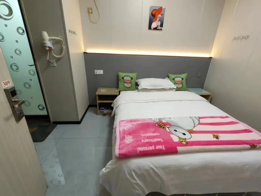 Xiangjuyuan Hotel - Image 1