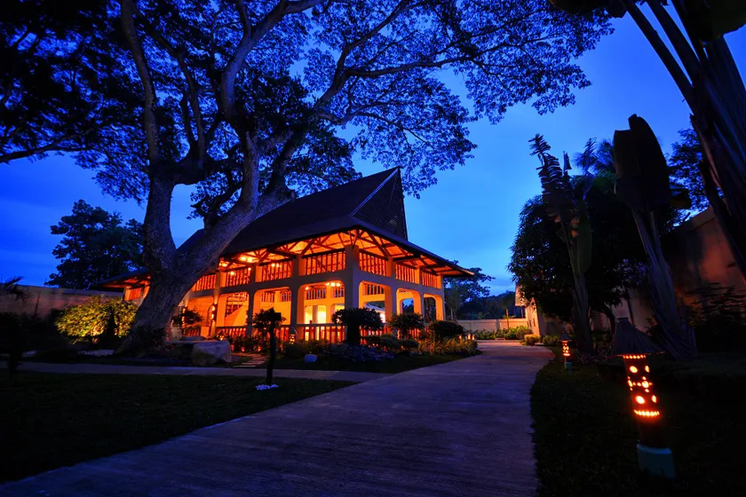 Munting Paraiso - Image 1