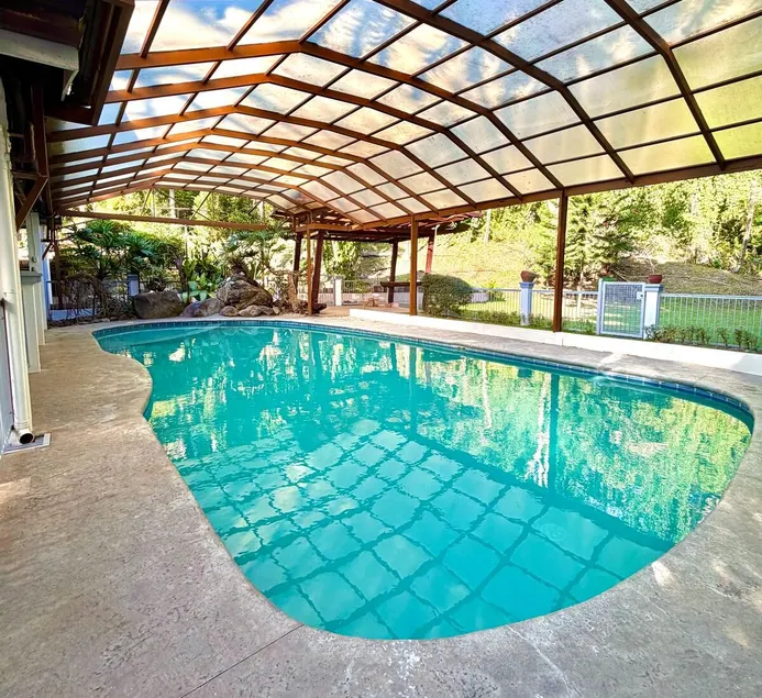 Home with Private Pool, SubicBay Freeport - Image 1