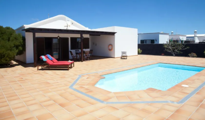 103081 -  Villa in San Bartolomé - Image 1