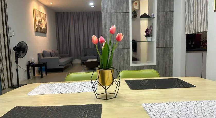 Roxy Apartment Kuching - Image 1