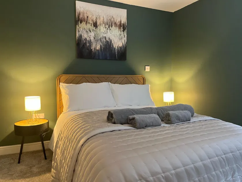 Kingsley Gardens Luxury Apartments - Image 1