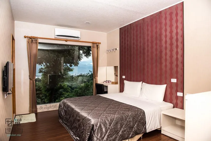 Double Room with View - Image 1