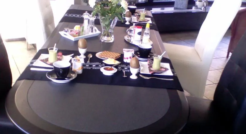 Bed & Breakfast aan Zee - Image 1