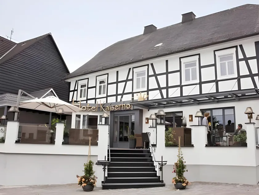 Hotel Kaiserhof - Image 1